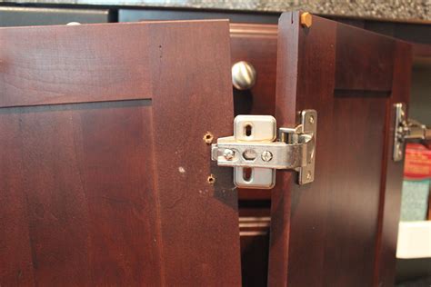 Broken Kitchen Cabinet Hinges Fix Door Repairing Kitchen Cabinets