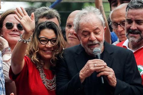 Casamento Lula E Janja Quem é Janja E Quantos Anos Tem A Noiva De Lula Veja Detalhes Do