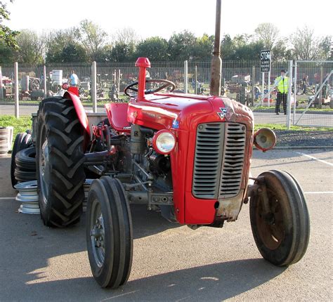 Massey Ferguson 35x Tractor 1 One Side Has Been Restored Flickr
