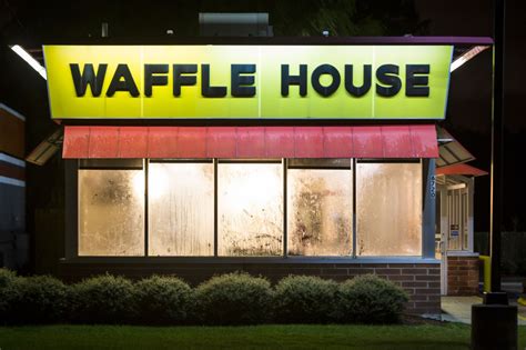 Proof Hurricane Matthew Is Serious Waffle House Is Closed