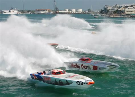 The Worlds Fastest Boats Will Be In Fall River This Weekend