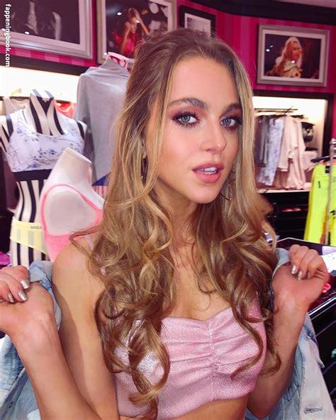 Anne Winters Anna Winters Nude Onlyfans Leaks The Fappening Photo 1732687 Fappeningbook