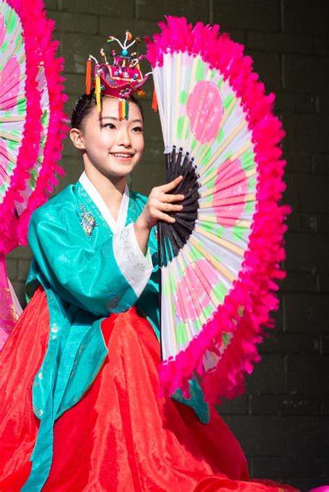 Korean Dance Buchaechum In Folklorama Editorial Photo Image Of Canada
