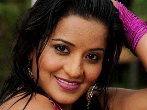 Bhojpuri Actress Monalisas Top Songs From Bhojpuri Movie News
