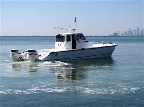 Research 2012 Twin Vee Boats 32 Pilot House On
