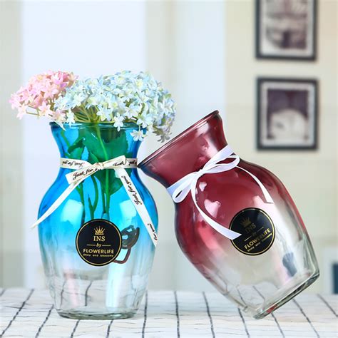 Wholesale Simple Colored Mini Luxury Cylinder Nordic Small Glass Acrylic Vase Flower Vases For