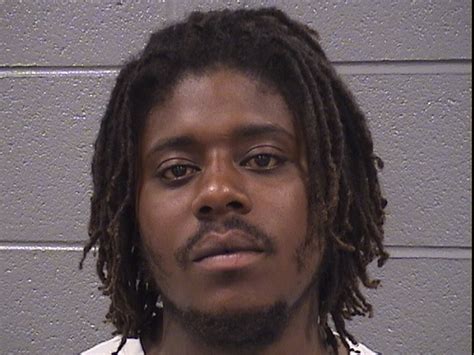 Cook County Jail Inmate Charged With Sexually Assaulting Cellmate Wgn Tv