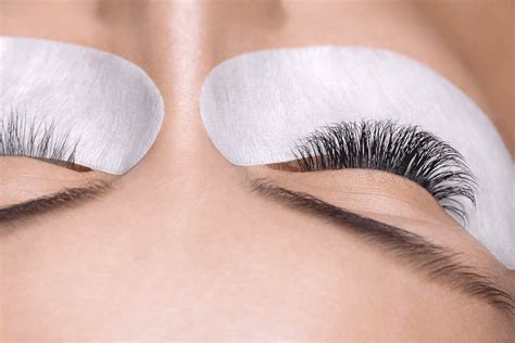 classic vs volume vs hybrid lashes what are the best eyelash extensions eyelashes