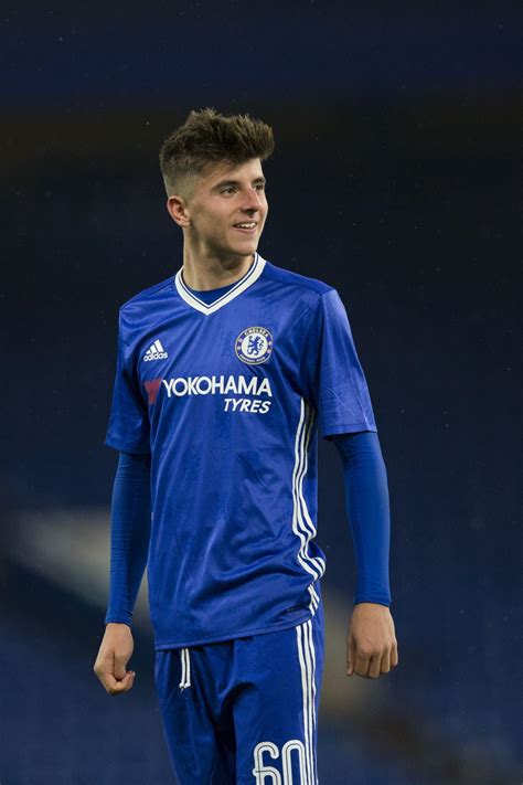 He started his football career from chelsea. Mason Mount iPhone Wallpapers - Wallpaper Cave