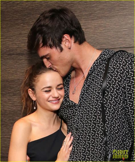 Ужасы • в главных ролях: Joey King Gets Support from Jacob Elordi at 'Slender Man ...
