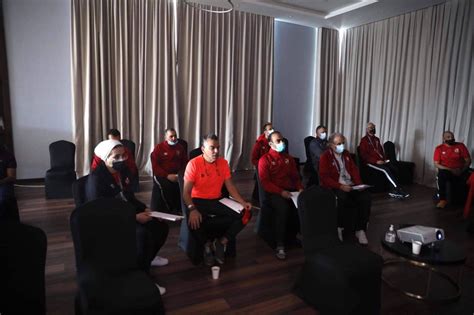 يستضيف اليوم نادي الدحيل فريق الاهلي ويلعب صاحب الأرض في مباراة اليوم لمحاولة فريق الدحيل اليوم المباراة في ارضيه ملعبه امام فريق الاهلي المصري في دور الربع. الاهلى و نادي الدحيل القطري | مصر اون لاين