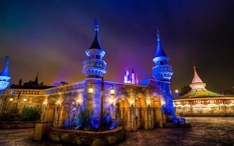 Do you want disney wallpapers? Disney World Wallpapers - Wallpaper Cave