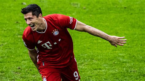 🇺🇸 fc bayern us 🇨🇦verified account @fcbayernus. Robert Lewandowski hits hat-trick in Bayern Munich rout | Soccer Information - Polish News