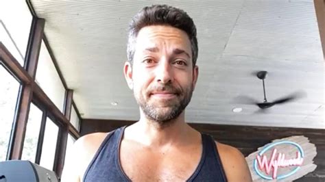 Zachary Levi Wiki Bio Age Net Worth And Other Facts Facts Five