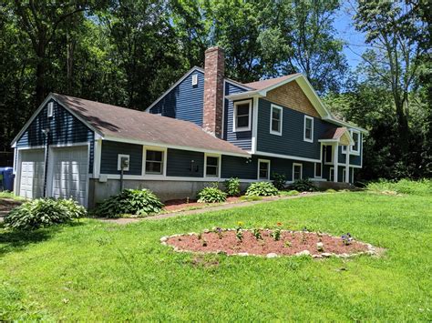 680 Raymond Hill Rd, Uncasville, CT 06382 | Trulia