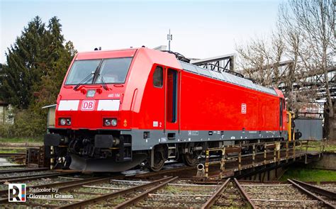 Freight is the money paid to carry cargo. IT Looks familiar don't you think? DB Cargo Italia 483 104 in red - Railcolor News