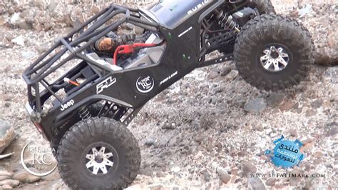 My Axial Wraith In New Look Jeep Crawling With Gmade R1 Youtube