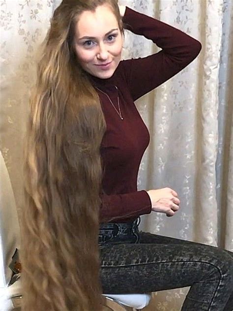 Video Office Rapunzel 6 Realrapunzels In 2020 Long Hair Styles