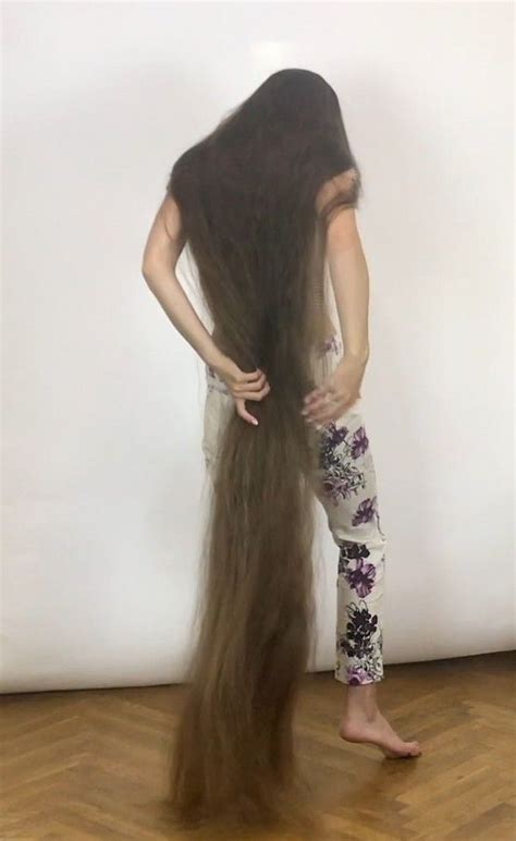 Video Floor Length Hair Love Long Hair Styles Long Hair Blog Hair Lengths