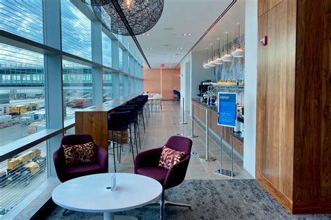 Guide To Lounge Access With The Amex Platinum And Business Platinum