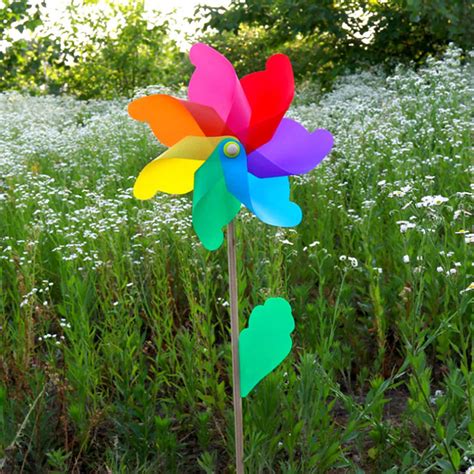 1pcs Outdoor Wind Spinner Simple Four Colors Windmill Pinwheel Wooden