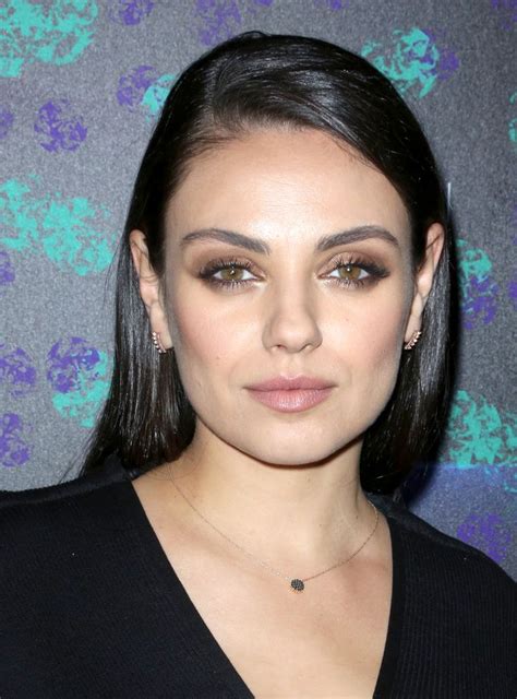 Mila Kunis Just Got The Haircut Every It Girl Is Getting For Fall