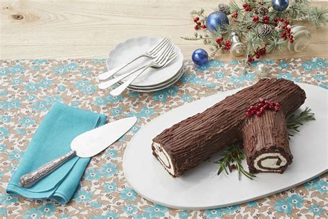 How To Make A Traditional Yule Log Cake For Christmas Recipe Yule Log Cake Yule Log Recipe