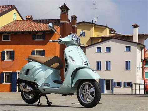 Vespa An Italian Style Icon Since 1946