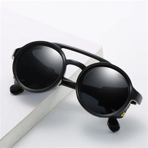 Round Stylish Leather Side Shields Sunglasses Miss Plus