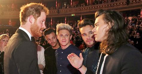 He made his debut as a singer with his band white eskimo, who performed locally in holmes chapel, cheshire. Prince Harry Met Harry Styles and It Was the Best: Photo ...