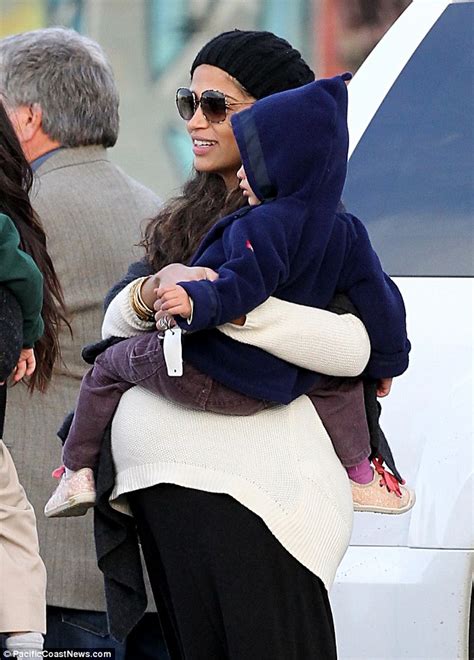 Sandra Bullock Hangs Out With Ex Matthew Mcconaugheys Wife Camila As
