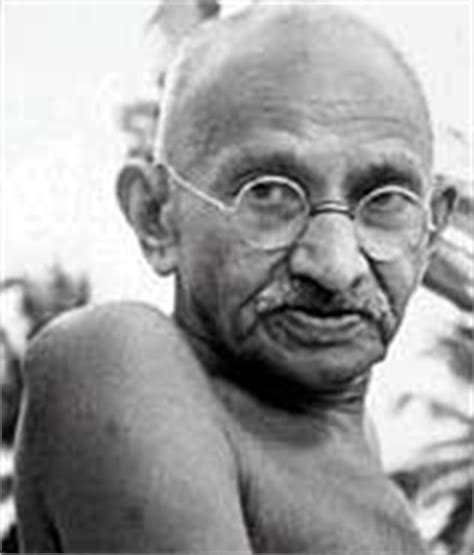 But in the 21st century it seems that nobody has emerged out to become like gandhiji. Mohan Das Karam Chand Gandhi - Father of Nation