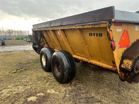 Kuhn Knight 8118 Manure Spreader Drypull Type For Sale In Fultonville