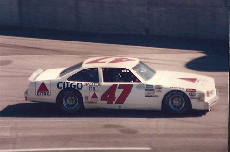 Can anybody axplain me how to drive a nascar? Kyle Petty 1986 | Nascar, Stock car, Grand national