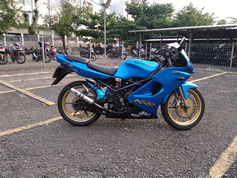 Motor yang dijual rp 64,2 juta (otr jakarta) ini mendapat penyegaran dari sisi warna, sehingga tampilannya beda dari model lama. Ninja R Warna Hijau Keluaran 2014 - Harga Kawasaki Ninja ...