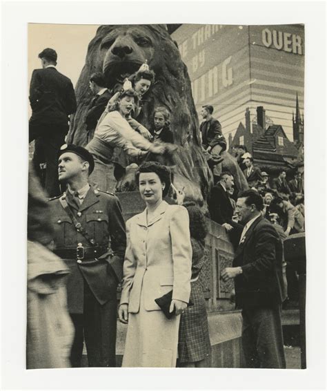 crowd gathered at trafalgar square england 1945 the digital collections of the national wwii