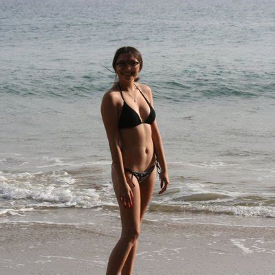 Hot Sexy Hayley Alexis Bikini Pics