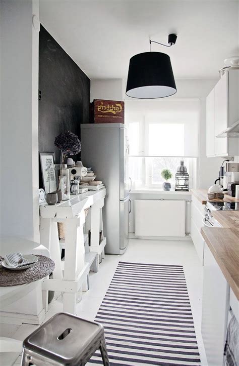 This scandinavian style kitchen shows its signature colors: 65 Beautiful Modern Scandinavian Kitchen Ideas You Will ...