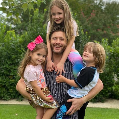 Jensen ackles is showing off his quarantine beard as he's filming season 3 of the boys. Pin by betafud ... on Supernatural in 2020 | Jensen ackles ...