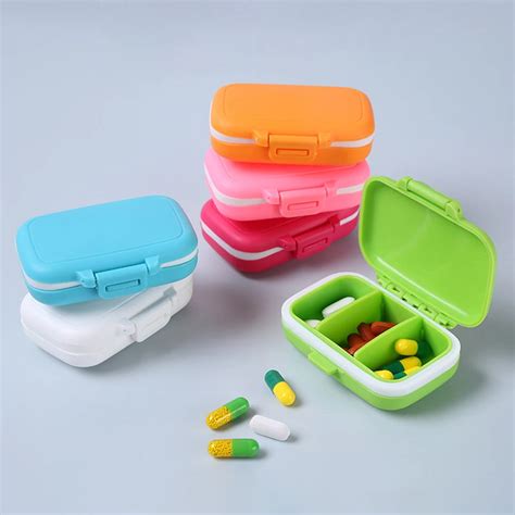 Izgaralar Pillbox Mini Ta Nabilir Vitamin Haplar Organizat R Durumda