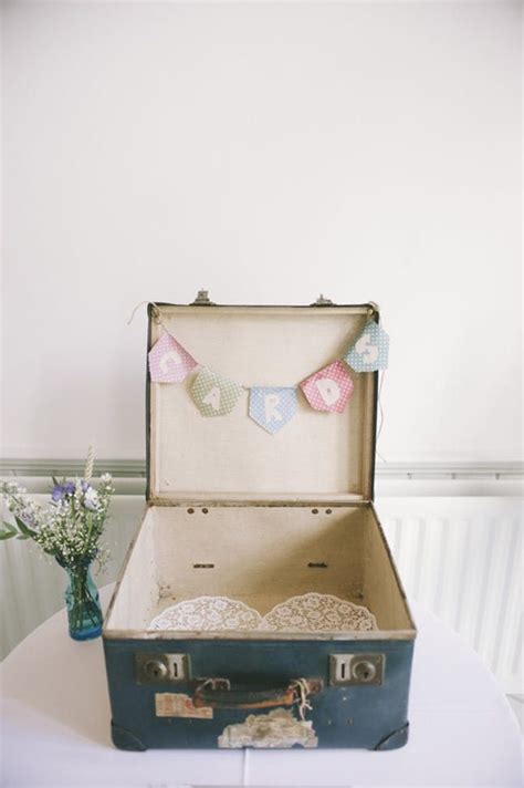 17 Chic Ways To Add Vintage Charm To Your Wedding Quirky Wedding