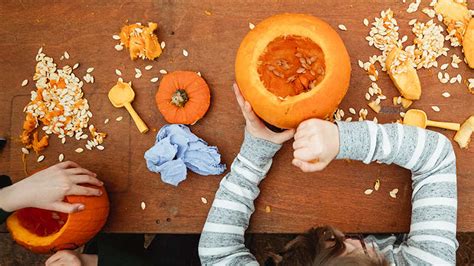 mum s clever pumpkin carving hack which saves the mess and hassle of halloween cork s 96fm