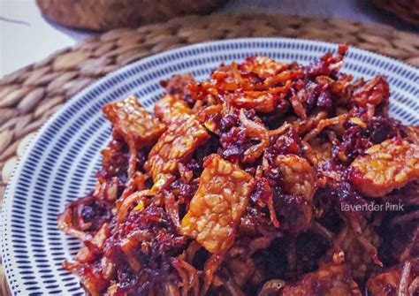 Antara lauk yang sesuai untuk dimasak sebegini adalah menggunakan ikan bilis. Resipi Sambal Tempe Ikan Bilis oleh Nor Hassan - Cookpad