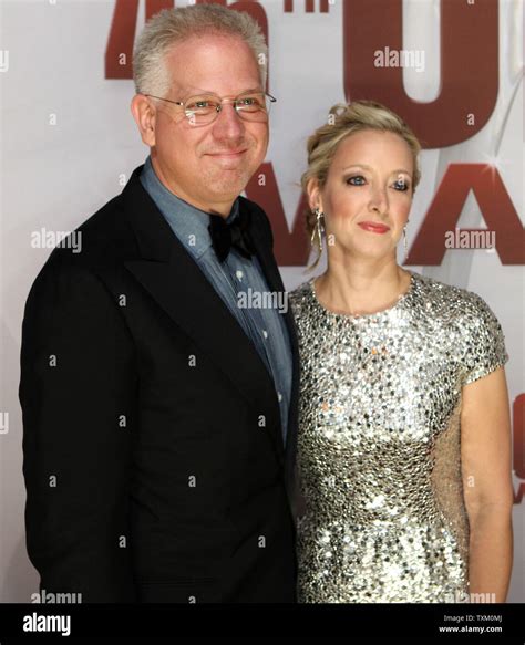 Glenn Beck And His Wife Tania Arrive On The Red Carpet At The 45th
