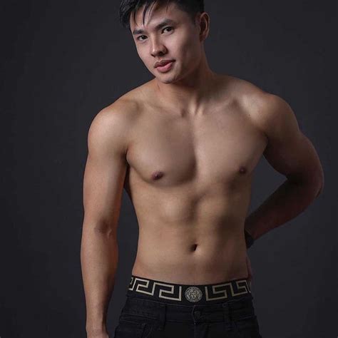 Shirtless Pinoy Shirtlesspinoy Instagram Analytics By Analisa Io