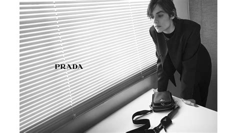 prada cv 777
