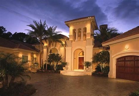 Luxury Homes In Florida Are An Ideal Solution If You Are Searching For