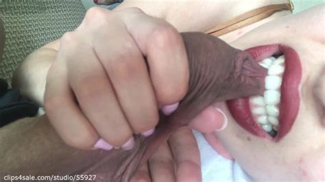 Foreskin Biting Thumbzilla