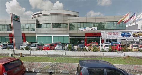 The service centre located in glenmarie, shah alam, is designed to offer the unique volvo retail experience to customers. Perodua Service Centre (Glenmarie) - Perodua, Selangor