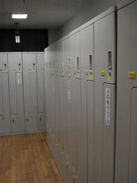 The first capsule hotel has been opened in 1970s in japan, and the hotel does business even now! Staying in a capsule hotel in Tokyo